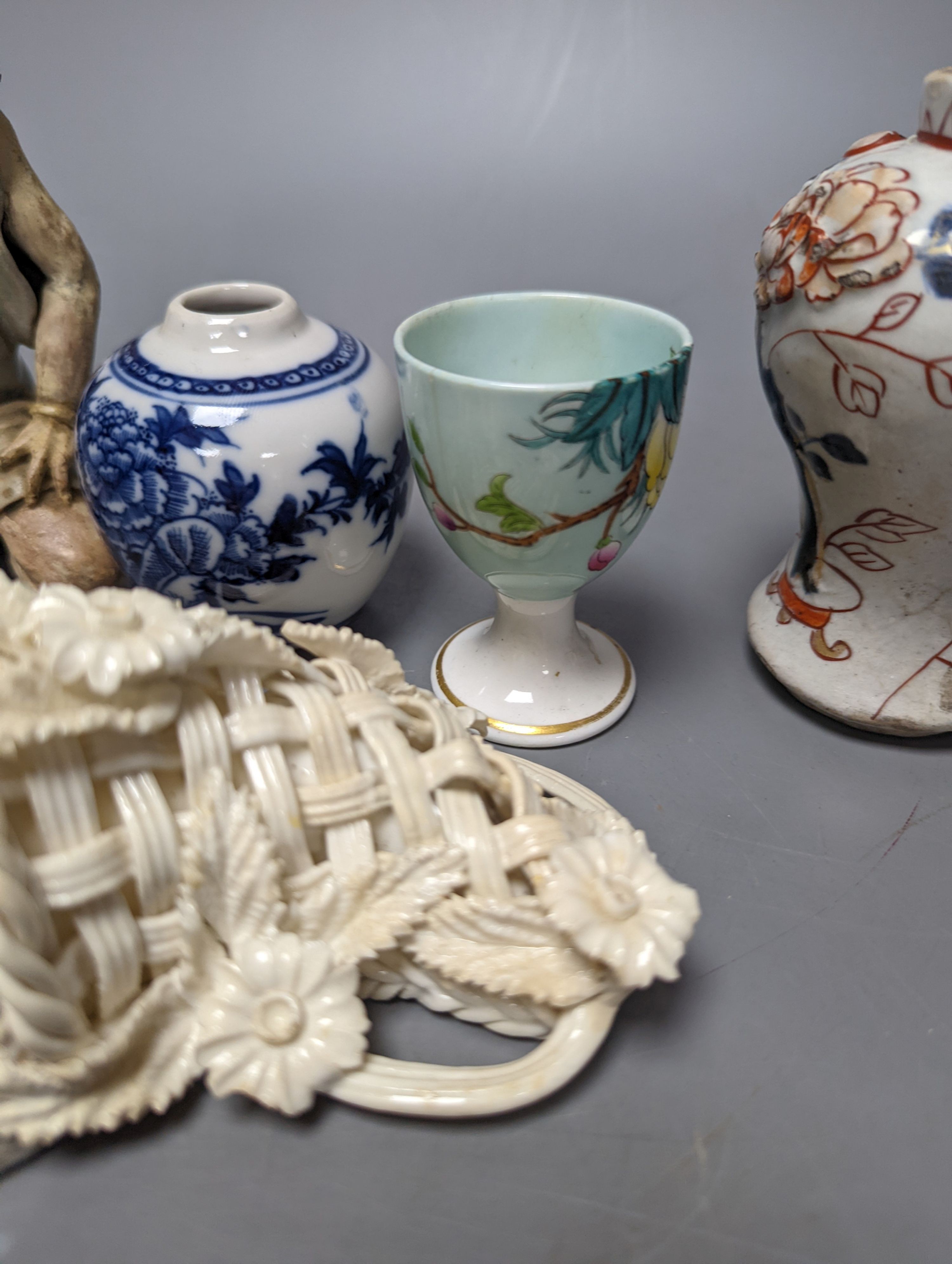 Ceramics including late 17th / 18th Japanese Imari vase, Royal Worcester egg cup, a miniature Chinese ginger jar, a Japanese figure, a basket weave wall pocket (5)